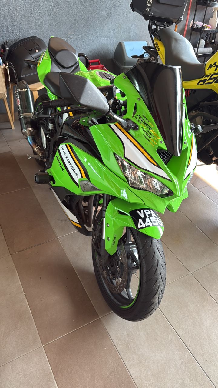 ZX25R VPA4458 motorcycle